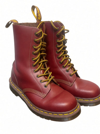 Dr. Martens Boots mens' 7 women's 8 Red