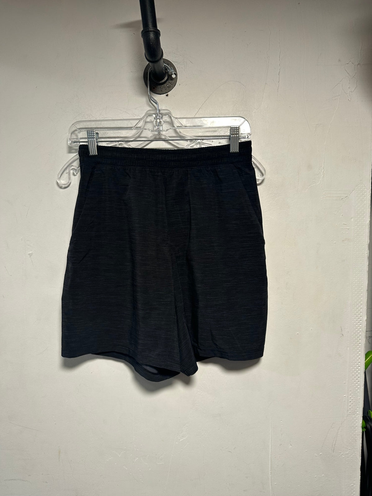 Lululemon Shorts m Black