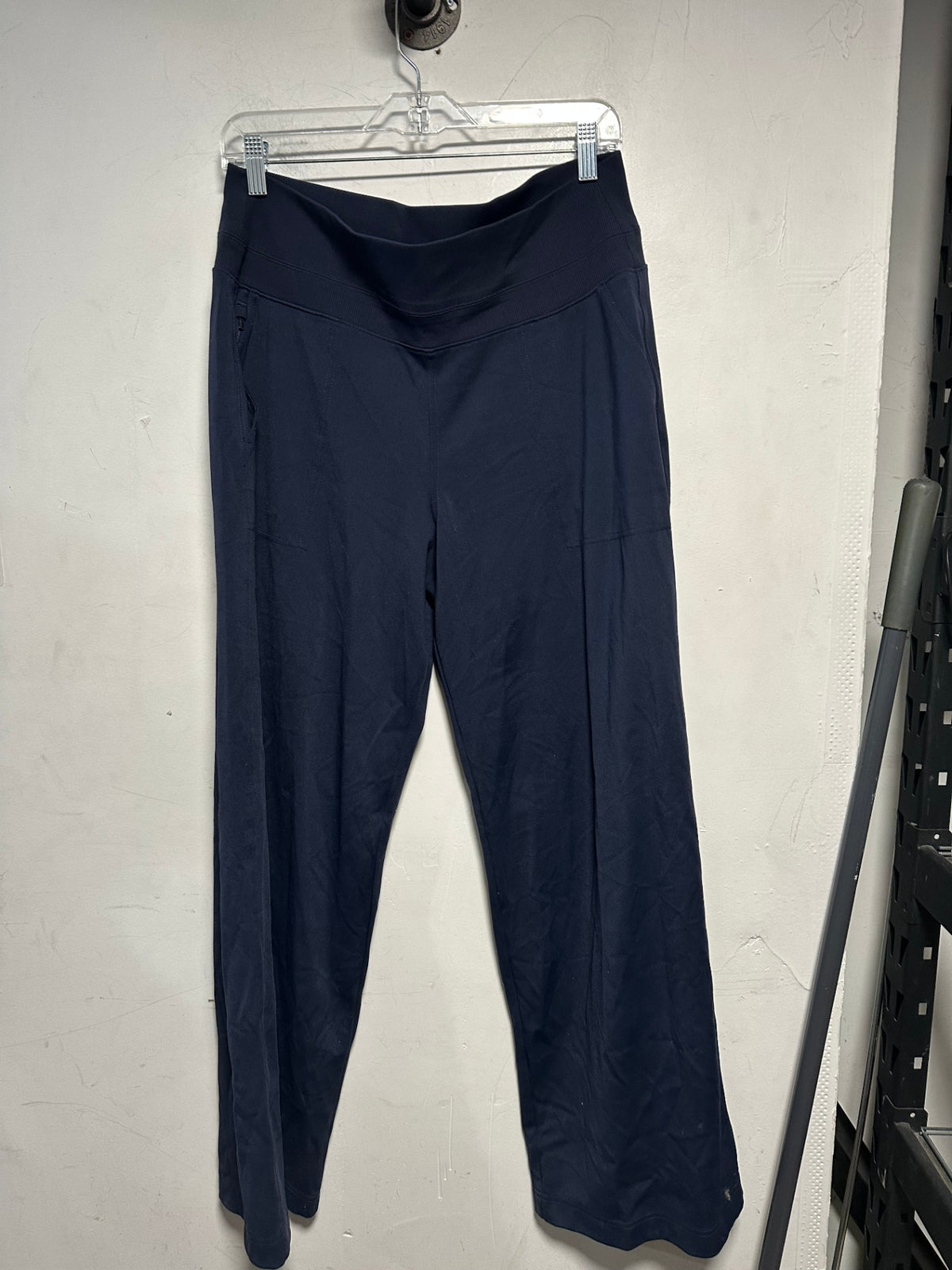 Athleta Pants L Navy blue