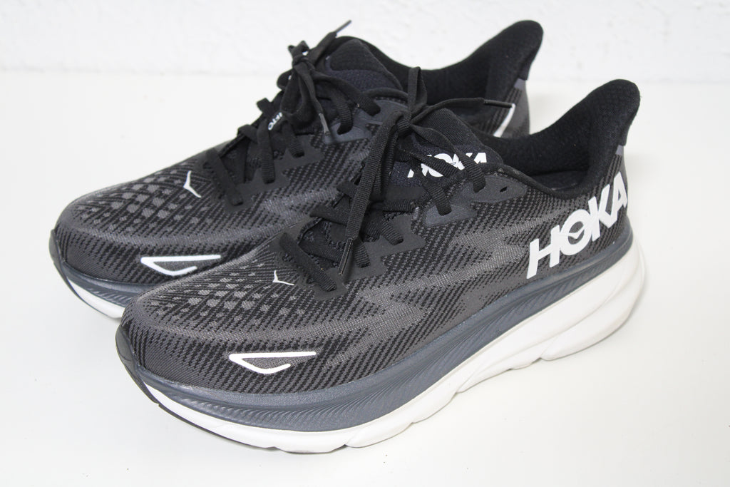 HOKA Men's 9D Clifton 9 (preowned)